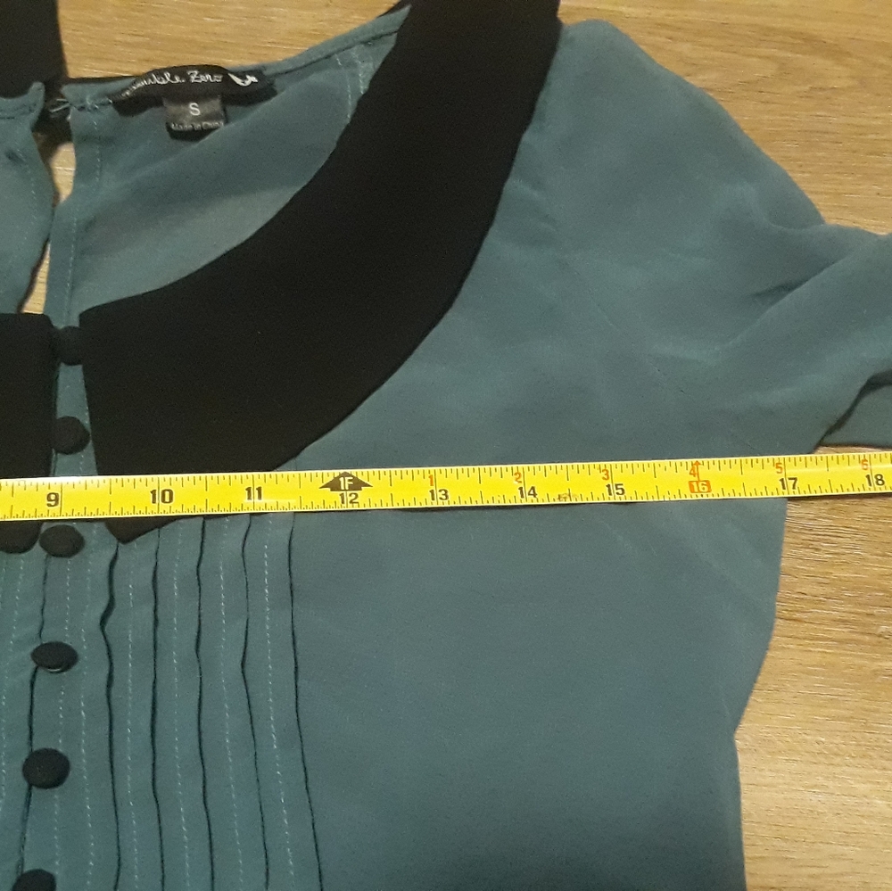 Double Zero Sheer Ruffle Front Blouse Size - Size Small/XS Teal Blue - Picture 12 of 14
